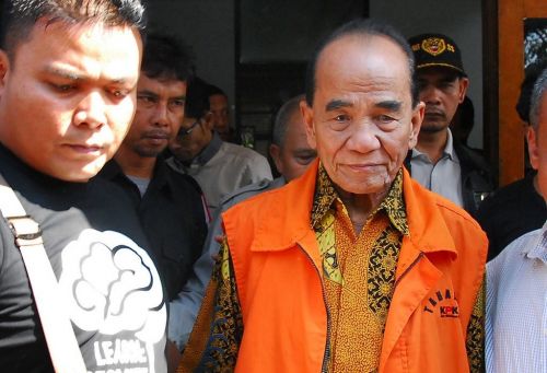 Terpidana kasus korupsi mantan Gubernur Riau Annas Maamun. Foto: ANT/Agus Bebeng