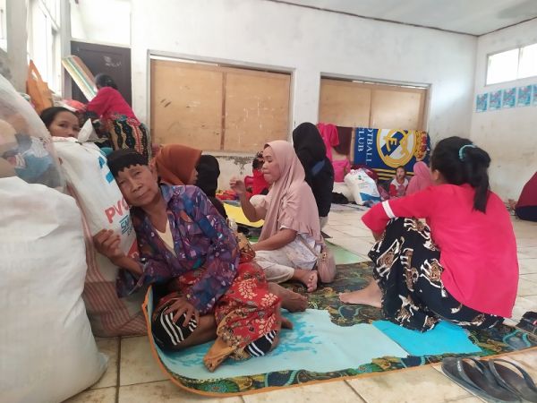 Desa Terisolasi Akibat Longsor di Bogor Belum Terima Bantuan