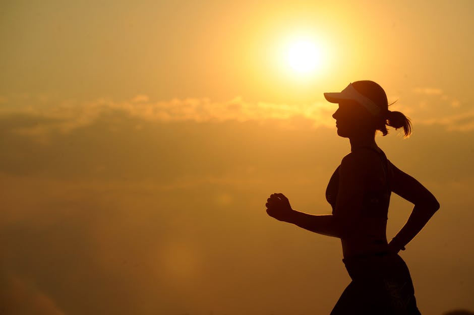 Suka Sakit Perut Saat Lari? Ini Penyebab dan Cara Mengatasinya