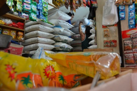 Ilustrasi kenaikan harga bahan pokok di pasaran - - Foto: MI/ Bary Fathahilah