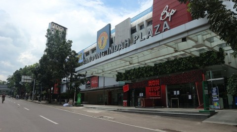  Bandung Indah Plaza, salah satu mal di Kota Bandung yang tidak beroperasional untuk mencegah penyebaran covid-19. (Foto: Medcom.id/Roni)