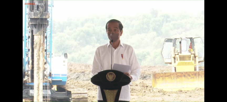 Presiden Joko Widodo dalam acara Groundbreaking Pabrik Indusrtri Kendaraan Listrik. Youtube Sekretariat Presiden