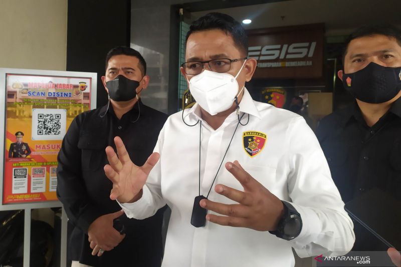 Direktur Reserse Kriminal Khusus Polda Jawa Barat Kombes Pol Arief Rachman. ANTARA/ Bagus Ahmad Rizaldi