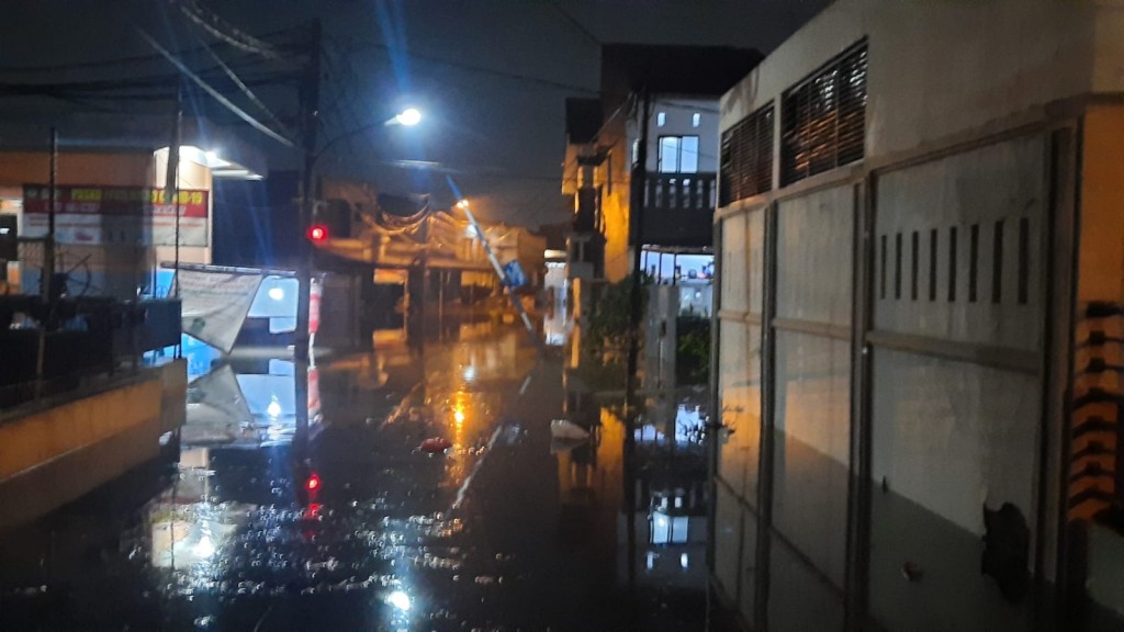 Banjir di Perumahan Dosen IKIP, Jatiasih, Kota Bekasi. Istimewa
