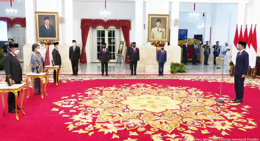 Peringati Hari Pahlawan, Jokowi Beri Gelar Pahlawan dan Bintang Jasa kepada Abdi Bangsa