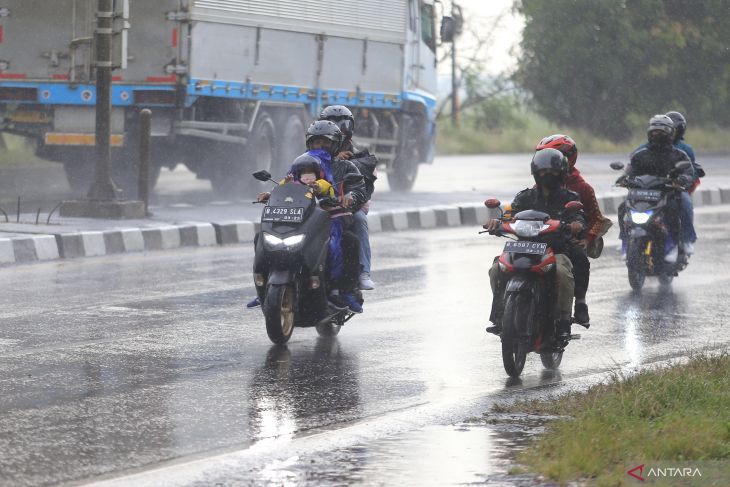 BMKG: Hujan Lebat Diprediksi Guyur Sejumlah Wilayah Indonesia, Ini Rinciannya