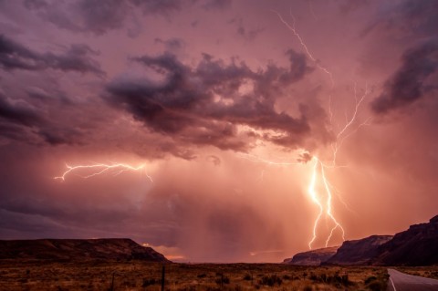 Niat Berkemah di Puncak, Wanita Asal Bekasi Tewas Tersambar Petir