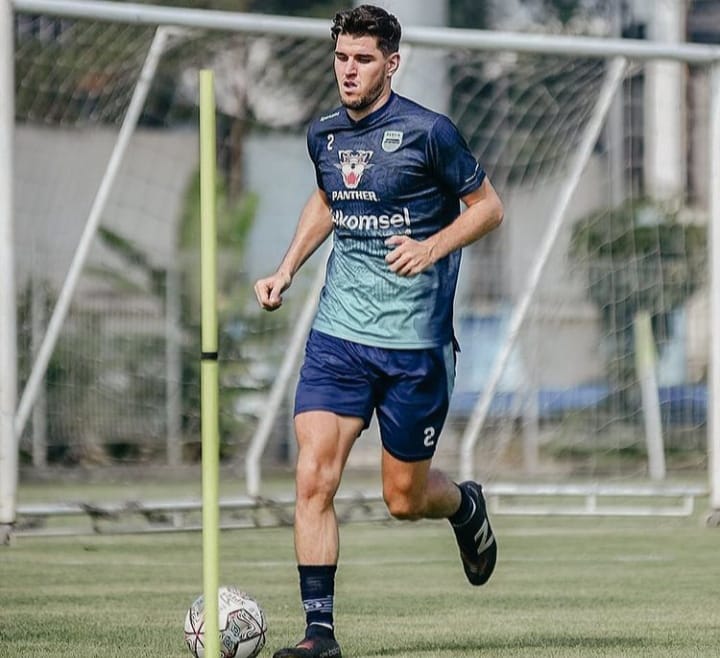 Pemain Persib Bandung, Nick kuipers ( Official Akun Instagram Nickkuipers)