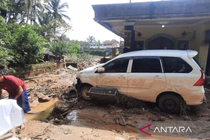 Banjir Bandang dan Longsor Terjang Bogor, 1 Orang Tewas
