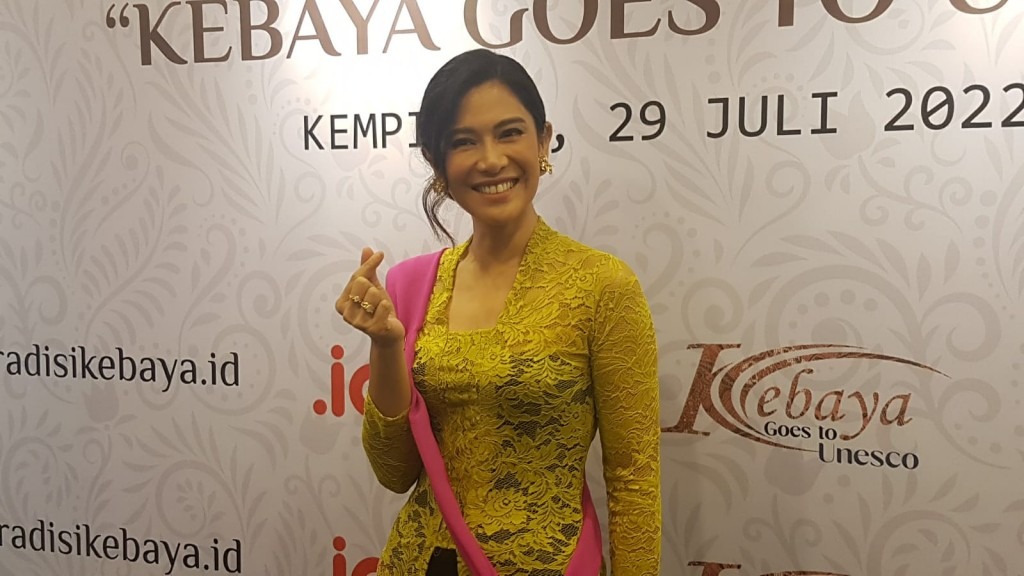 Ingin Kebaya Diakui UNESCO, Dian Sastro Ikut Bergerak