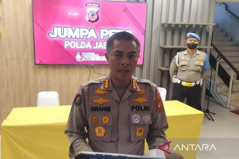 Kabid humas Polda Jawa Barat Kombes Pol Ibrahim Tompo. ANTARA/Bagus Ahmad Rizaldi.