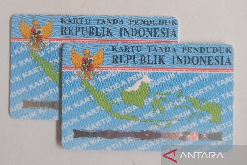 Ilustrasi Kartu Tanda Penduduk (KTP). Antara/Muh Hasanuddin