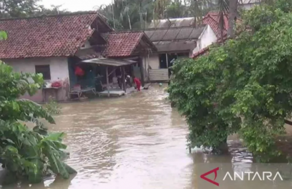 Banjir 73 Titik di Bekasi Capai Ketinggian 10-70cm