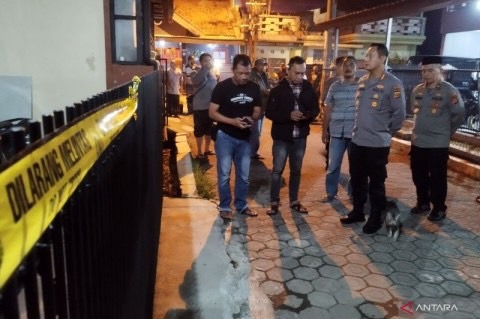 Mantan Ketua KY dan Putrinya Dibacok, Pelaku Diduga Tunggu di Garasi Rumah