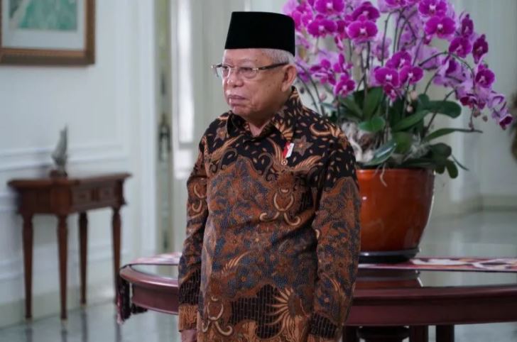 Wakil Presiden Ma'ruf Amin menyampaikan sambutan secara daring pada puncak acara Bulan Suci Berbagi Bersama on the street (Bubos) ke-7 di Bandung, Jawa Barat, Sabtu (15/4/2023). Foto: ANTARA