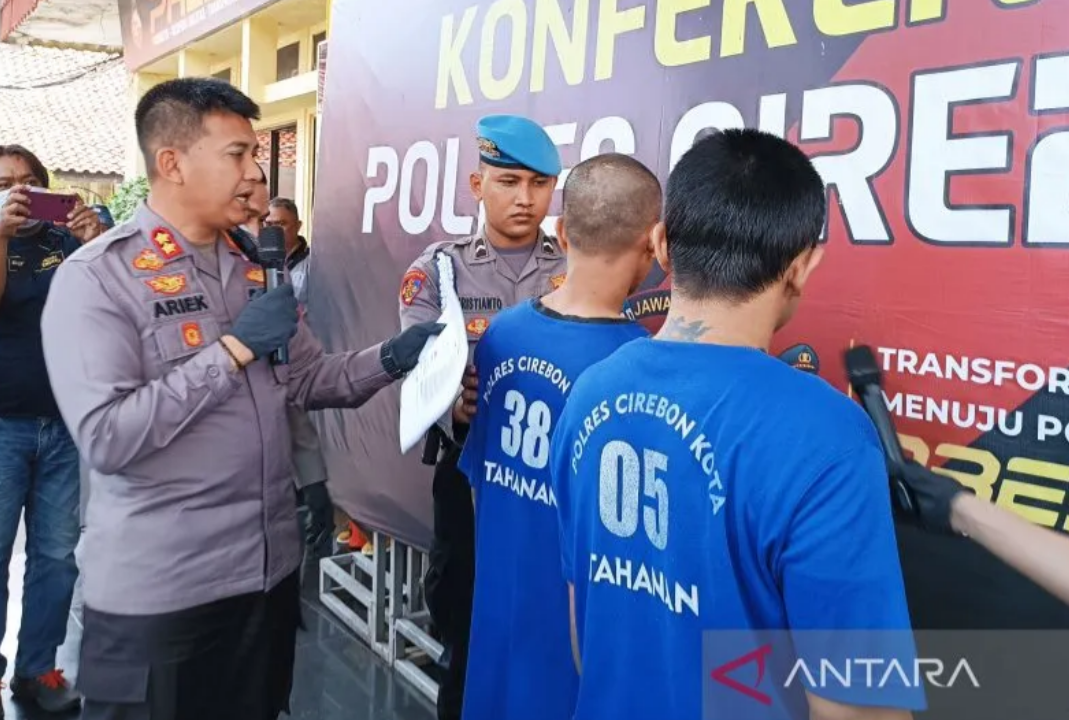 Mencuri dan Melakukan Kekerasan, Polres Cirebon Tangkap 2 Pencuri Minimarket