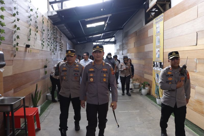 Kapolresta Bandung Kombes Pol Kusworo Wibowo beserta jajaran, melakukan peninjauan keamanan di sekitar wilayah hukum Kabupaten Bandung beberapa waktu lalu. (ANTARA/HO