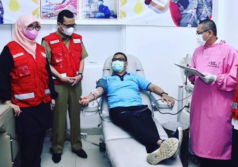 Ayo Donor Darah Warga Depok, Stok Menipis Nih