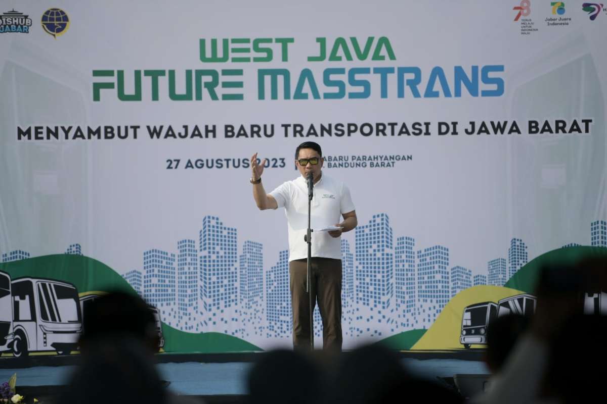 Gubernur Jawa Barat, Ridwan Kamil, meresmikan Bus Rapid Transit (BRT) Bandung Raya pada Minggu, 27 Agustus 2023. Sumber: Pemprov Jabar