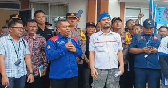 etua Pengurus Cabang (PC) Federasi Serikat Pekerja (FSP) Tekstil, Sandang, dan Kulit (TSK) Serikat Pekerja Seluruh Indonesia (SPSI) Kabupaten Majalengka, Edi Kustandi. Dokumentasi/ istimewa