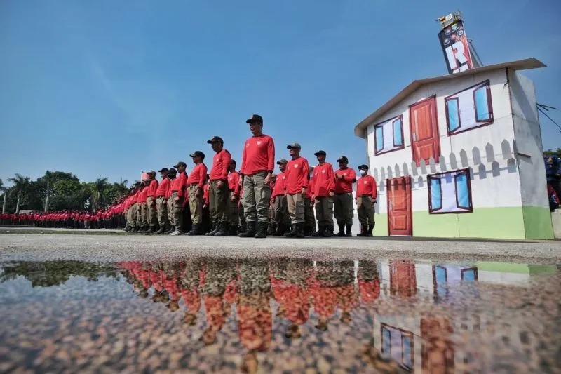 Kota Bandung Resmikan 525 Relawan Pemadam Kebakaran