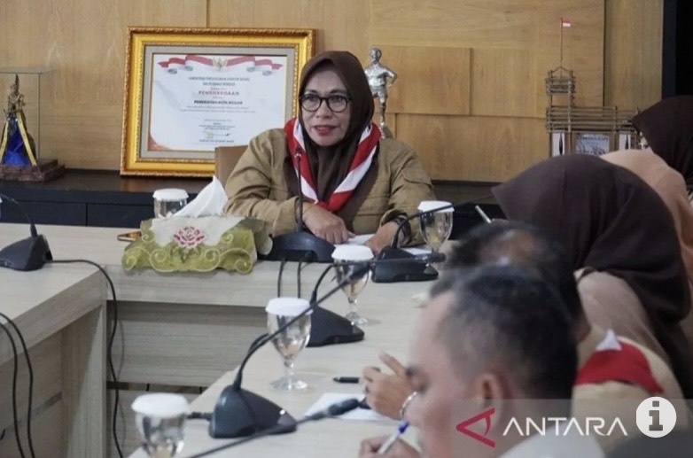 Sekretaris Daerah (Sekda) Kota Bogor Syarifah Sofiah rapat persiapan penilaian ASEAN Smoke Free Award (ASA) di Kota Bogor, Jawa Barat. (ANTARA/HO-Humas Pemkot Bogor)